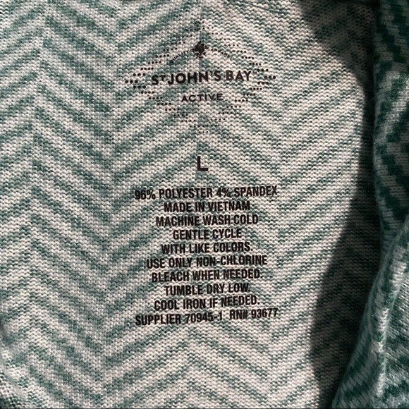 NWT St Johns Bay Active Green Herringbone Soft Turtleneck - Picture 4 of 4